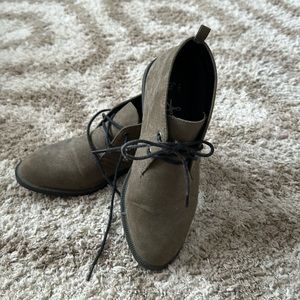 Tie booties from Atmospheres size 7